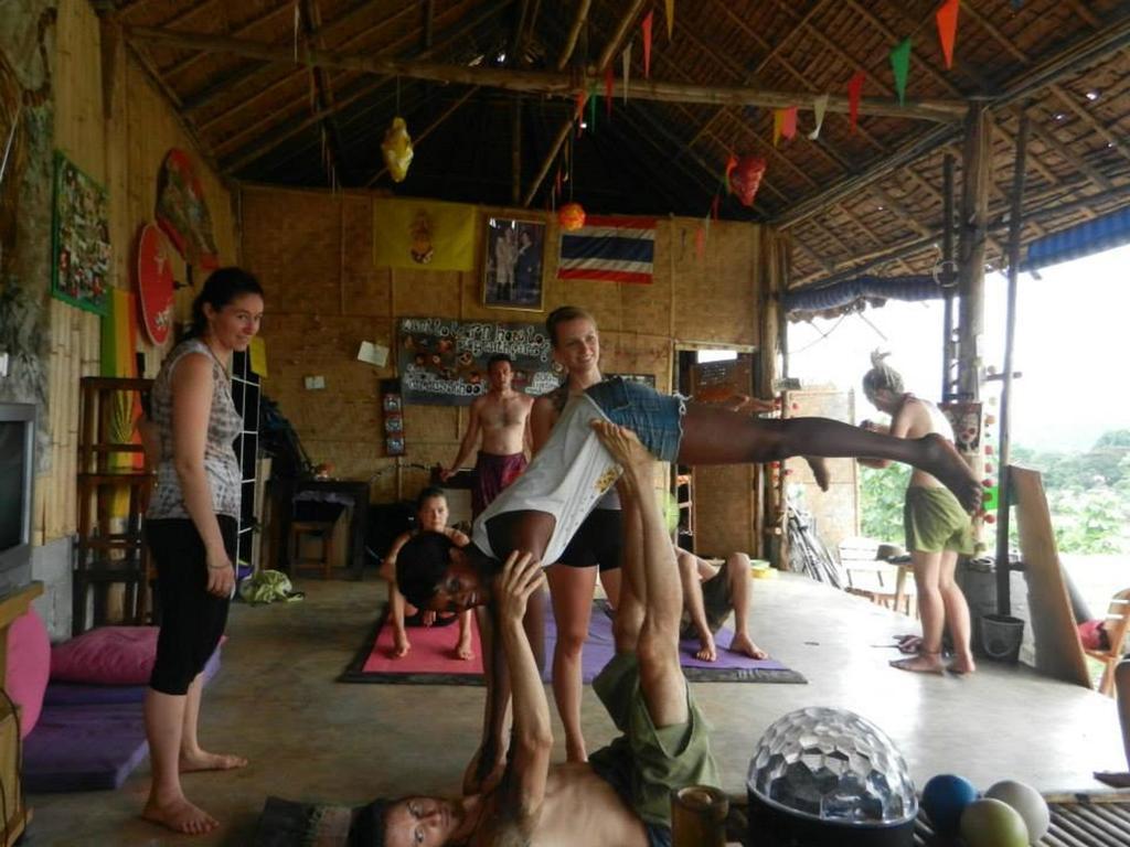 Pai Circus Hostel Esterno foto