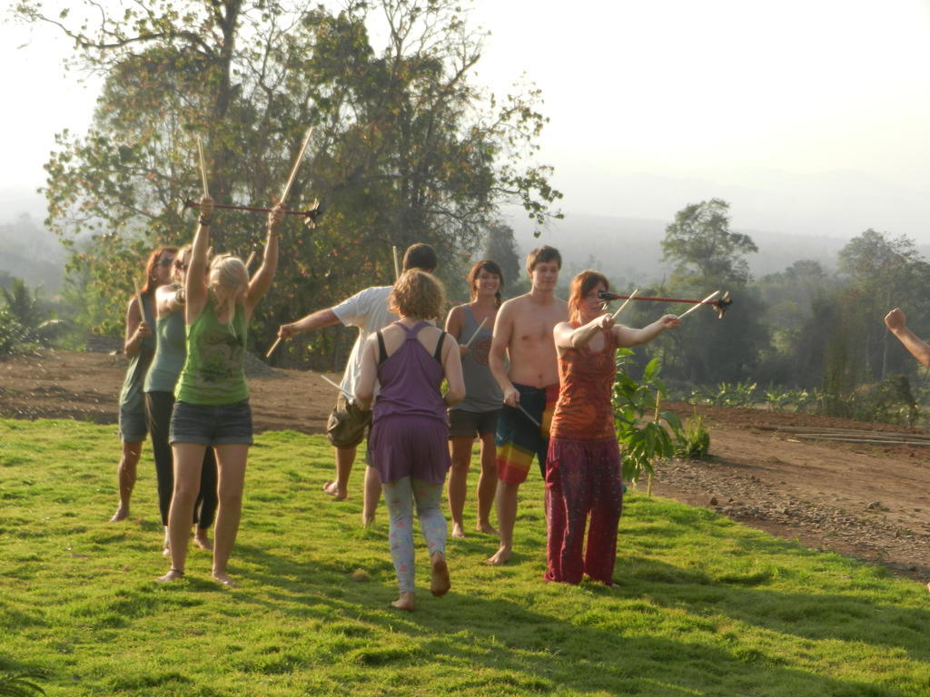Pai Circus Hostel Esterno foto