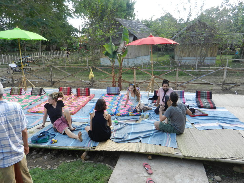 Pai Circus Hostel Esterno foto