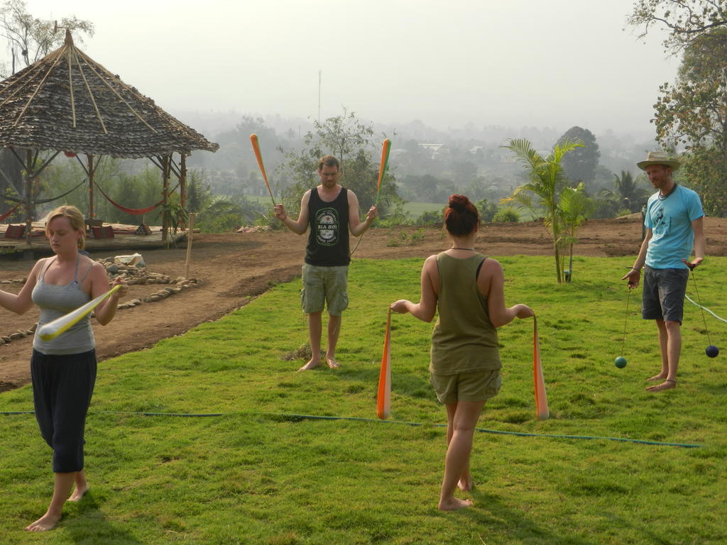 Pai Circus Hostel Esterno foto
